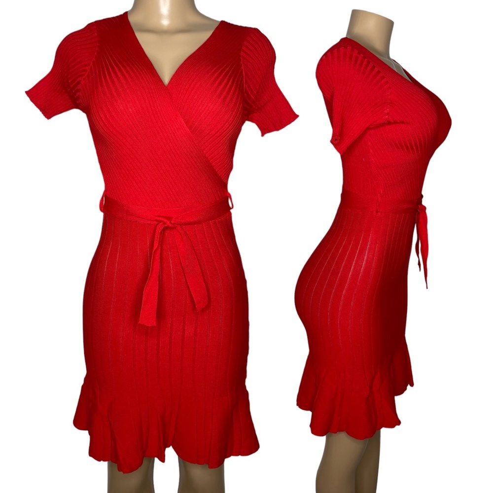 NWT Red Size S Women Dress Wrap Short Sleeve Elegant with waist Band Dress